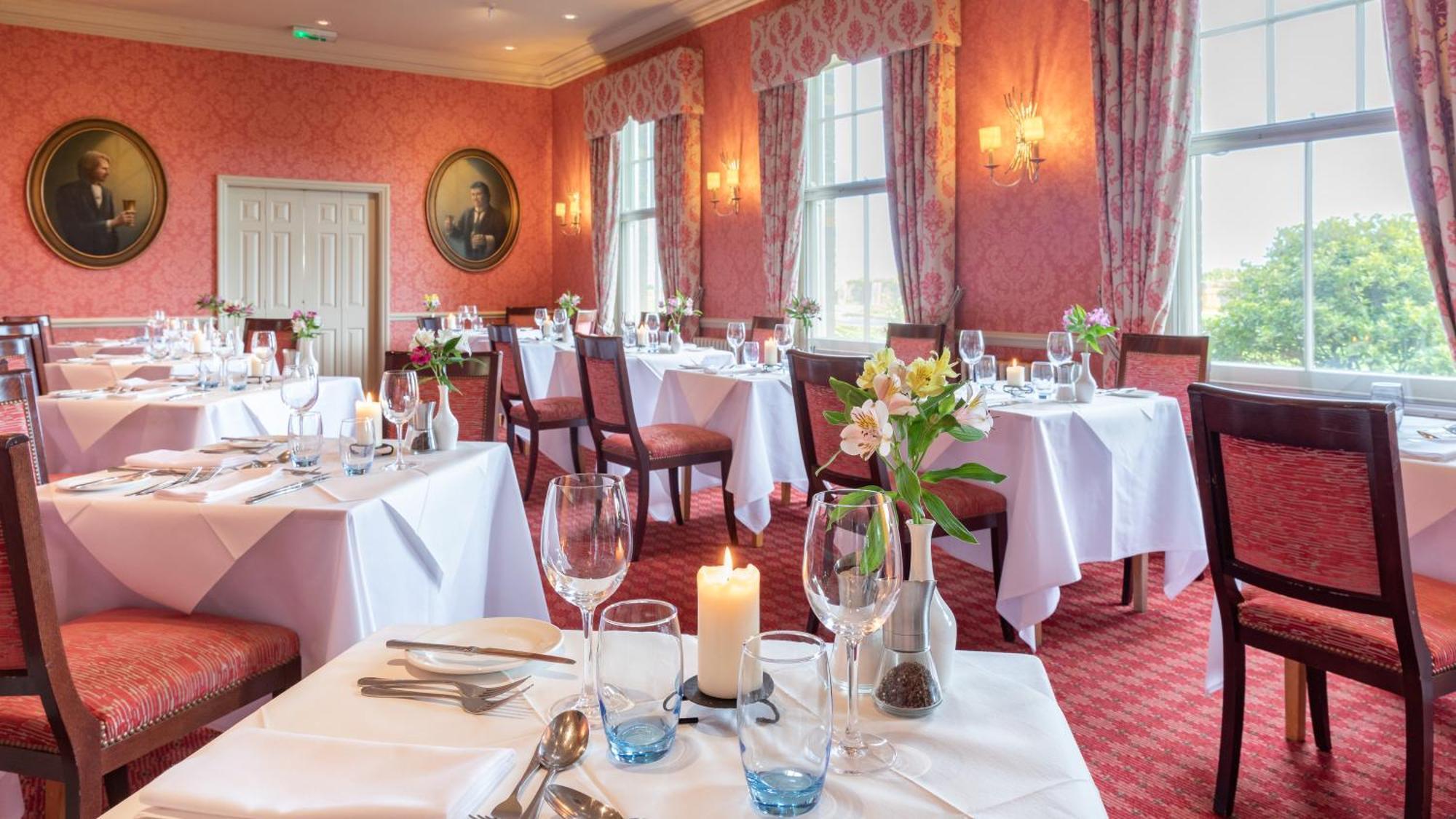 Wentworth Hotel Алдебург Екстериор снимка