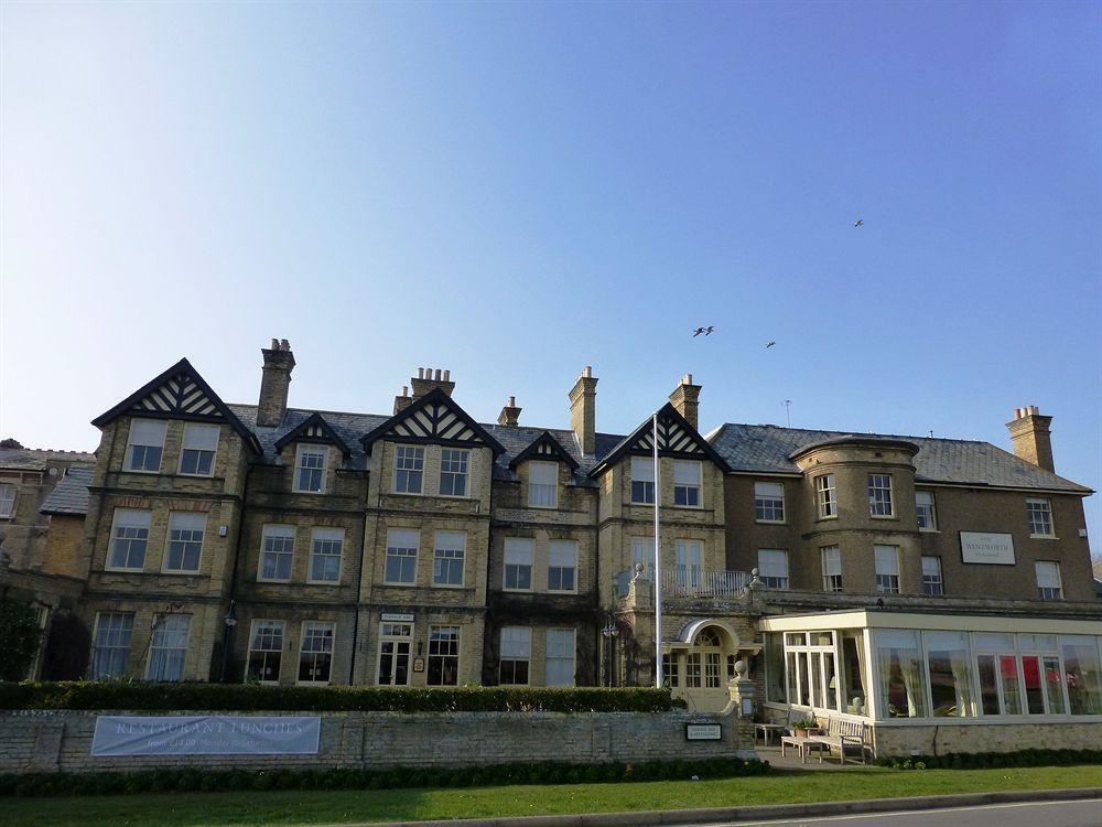 Wentworth Hotel Алдебург Екстериор снимка